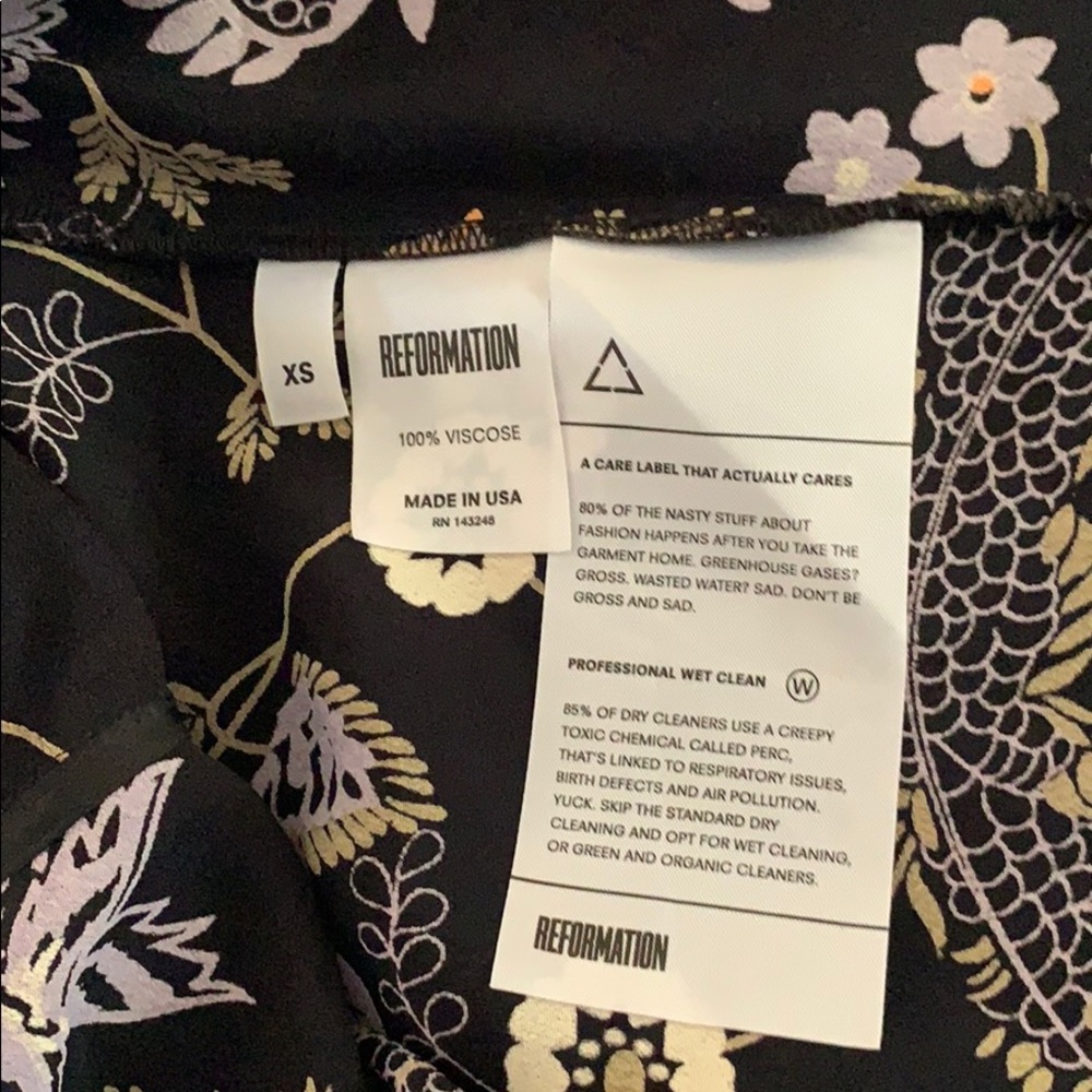 Reformation Black and Purple Floral Wrap Dress sz XS - Picture 5 of 12